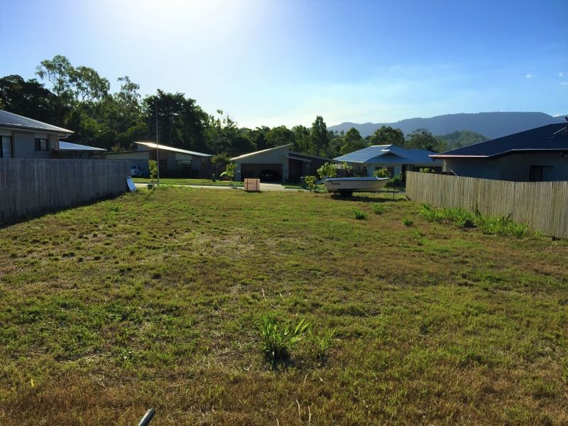 9 Springfield Circuit, Cannonvale QLD 4802