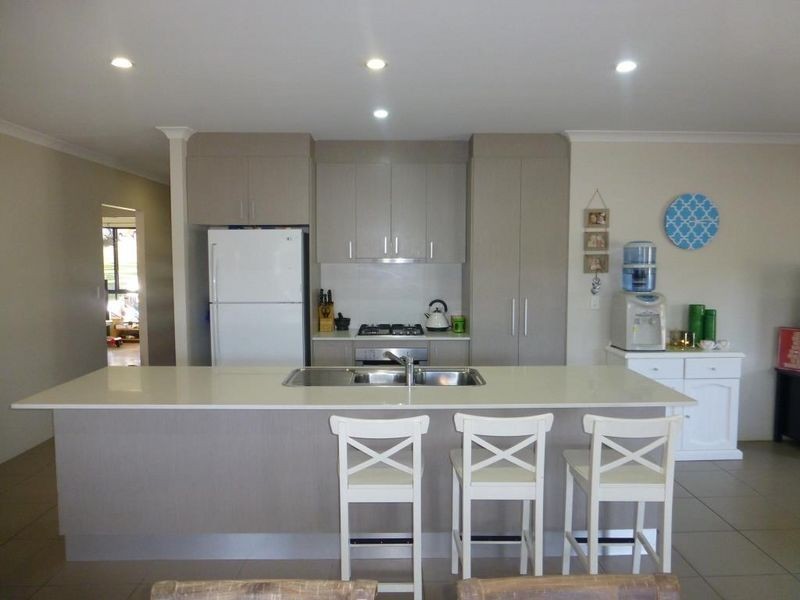 7 Jonquill Court, Cannonvale QLD 4802