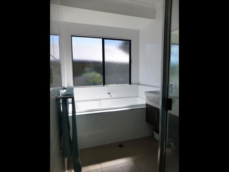 7 Jonquill Court, Cannonvale QLD 4802