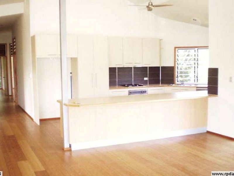 32 Kingfisher Terrace, Jubilee Pocket QLD 4802