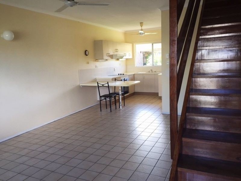 5/2 Florence Street, Proserpine QLD 4800