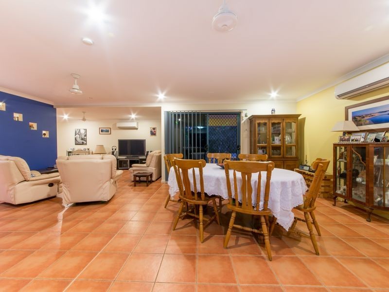 63 Parkwood Terrace, Cannonvale QLD 4802