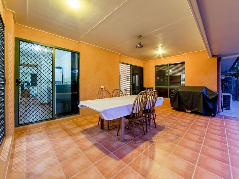 63 Parkwood Terrace, Cannonvale QLD 4802