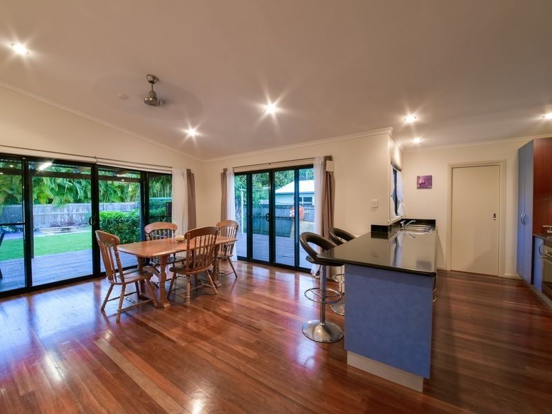 122 Shute Harbour Road, Cannonvale QLD 4802