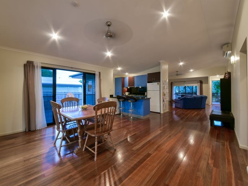 122 Shute Harbour Road, Cannonvale QLD 4802