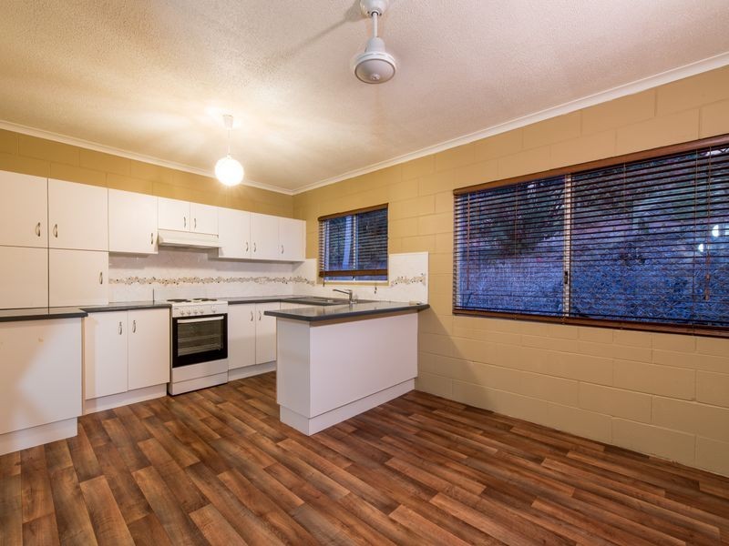 11/3 Eshelby Drive, Cannonvale QLD 4802