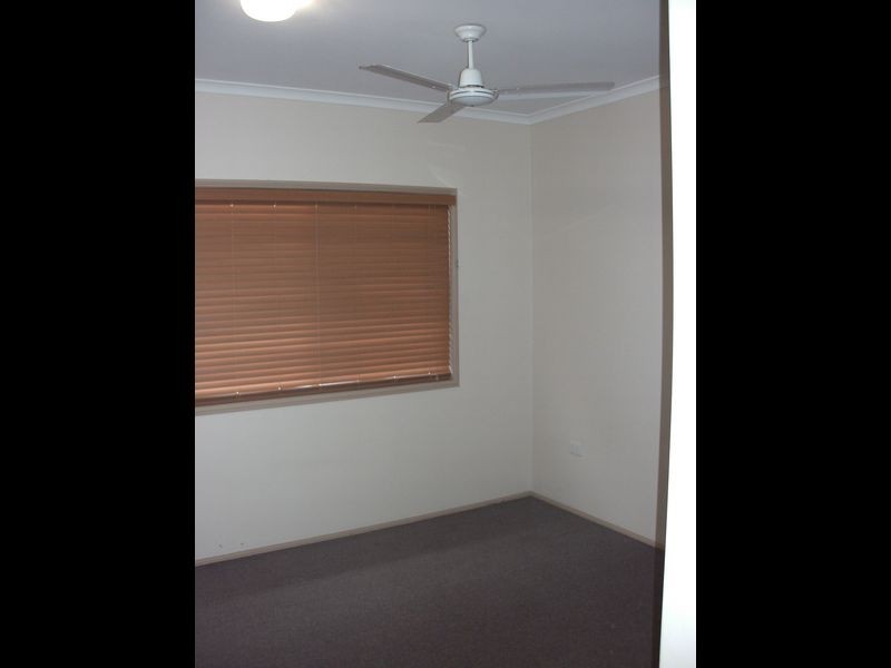 1/7 MacArthur Drive, Cannonvale QLD 4802