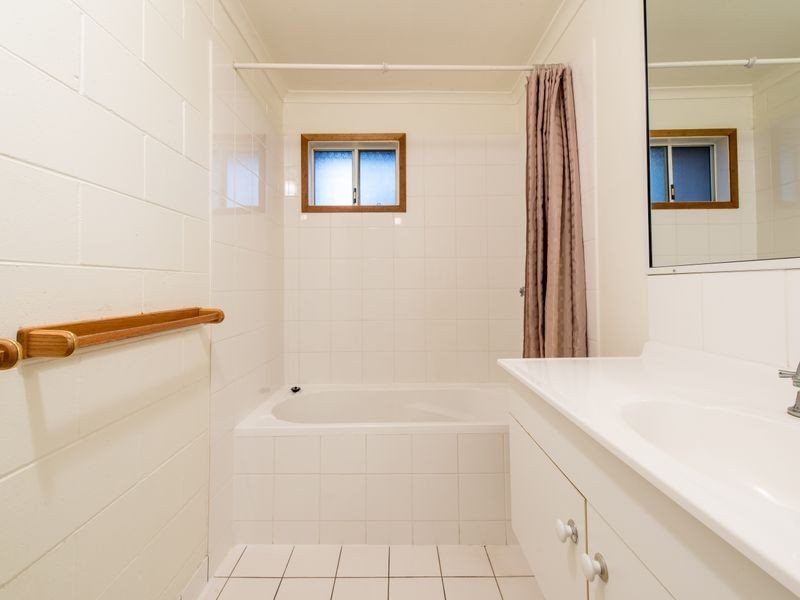 Unit 11/3 Eshelby Drive, Cannonvale QLD 4802