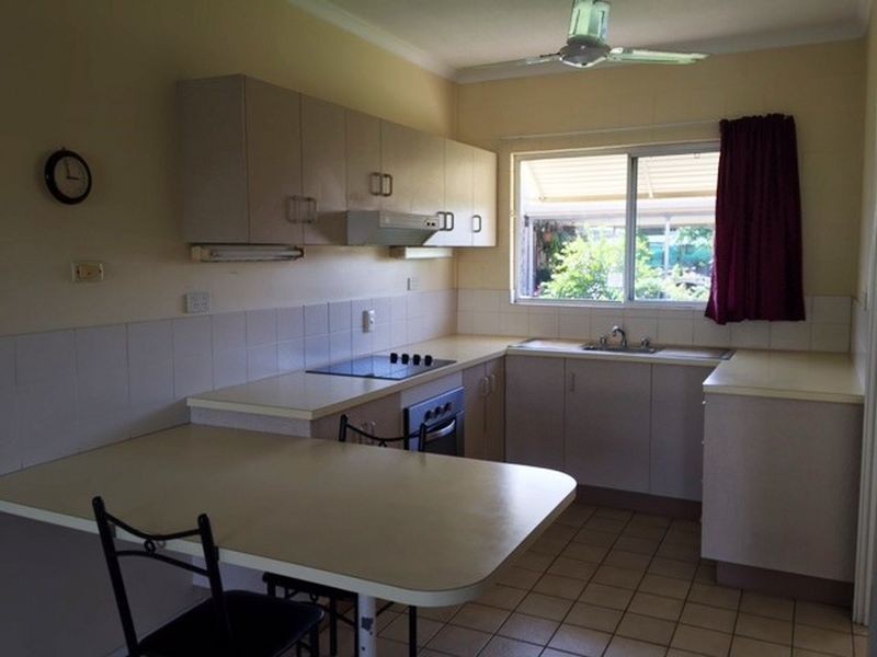 5/2 Florence Street, Proserpine QLD 4800