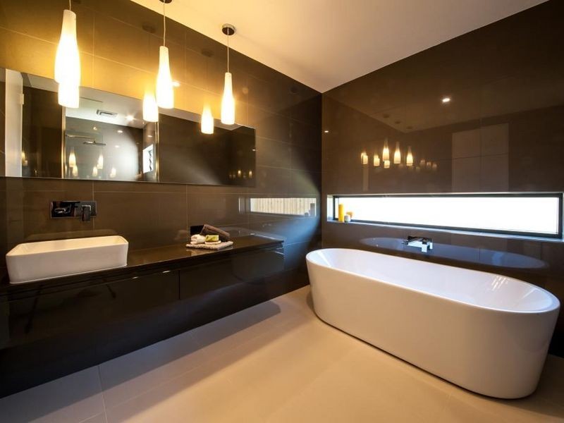 1 Spritsail Crescent, Cannonvale QLD 4802