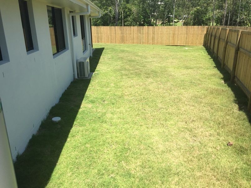 40 Trader Crescent, Cannonvale QLD 4802
