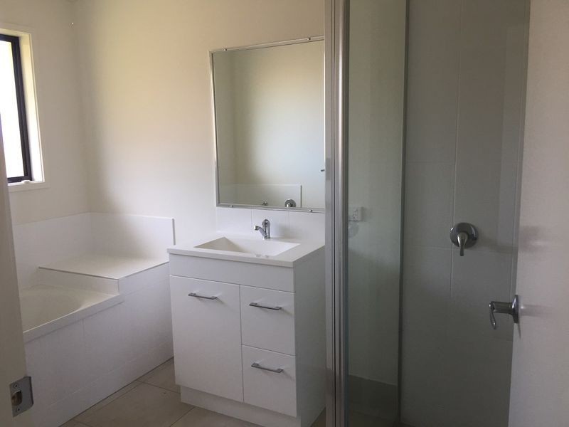 40 Trader Crescent, Cannonvale QLD 4802