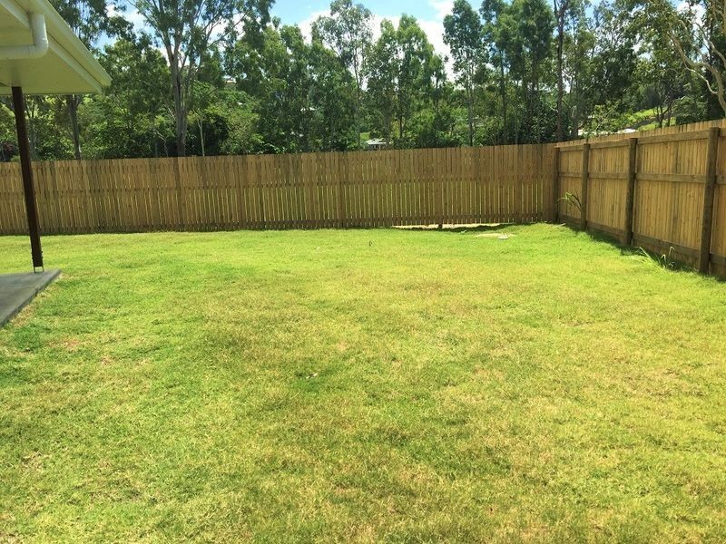 40 Trader Crescent, Cannonvale QLD 4802