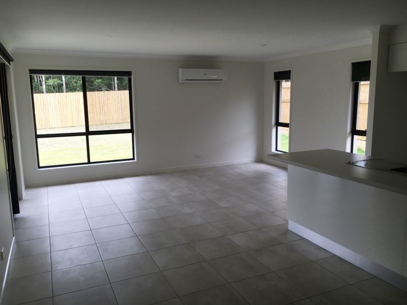 47 Trader Crescent, Cannonvale QLD 4802