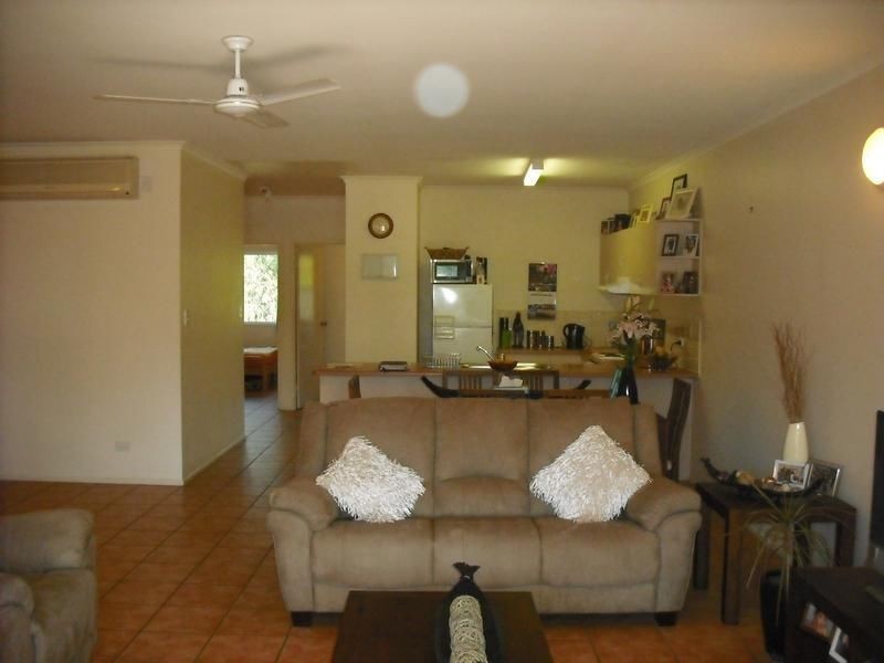 Unit 13/20 Island Drive, Cannonvale QLD 4802
