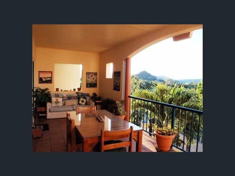 Unit 13/20 Island Drive, Cannonvale QLD 4802