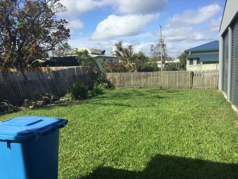 5 Barry Street, Proserpine QLD 4800