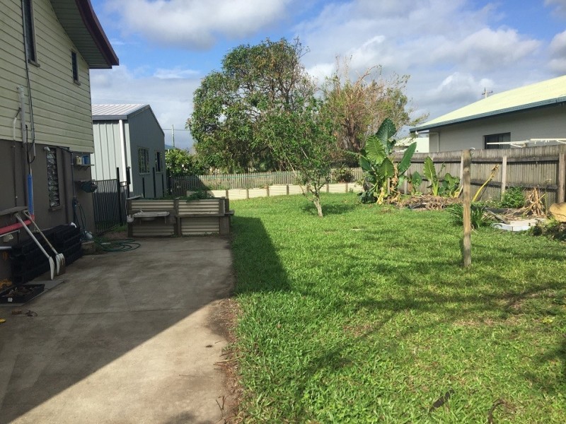 5 Barry Street, Proserpine QLD 4800