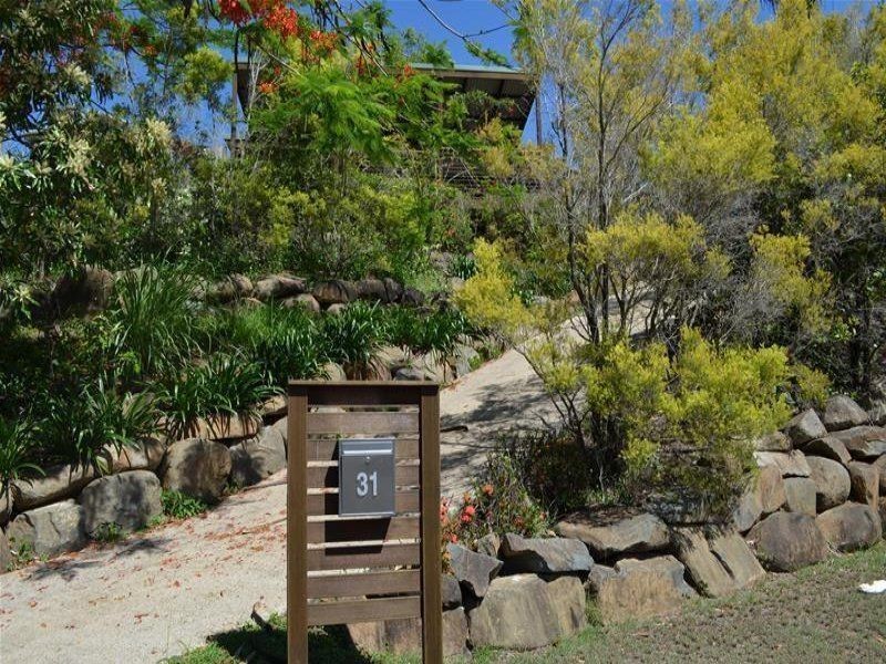 31 South Molle Boulevard, Cannonvale QLD 4802