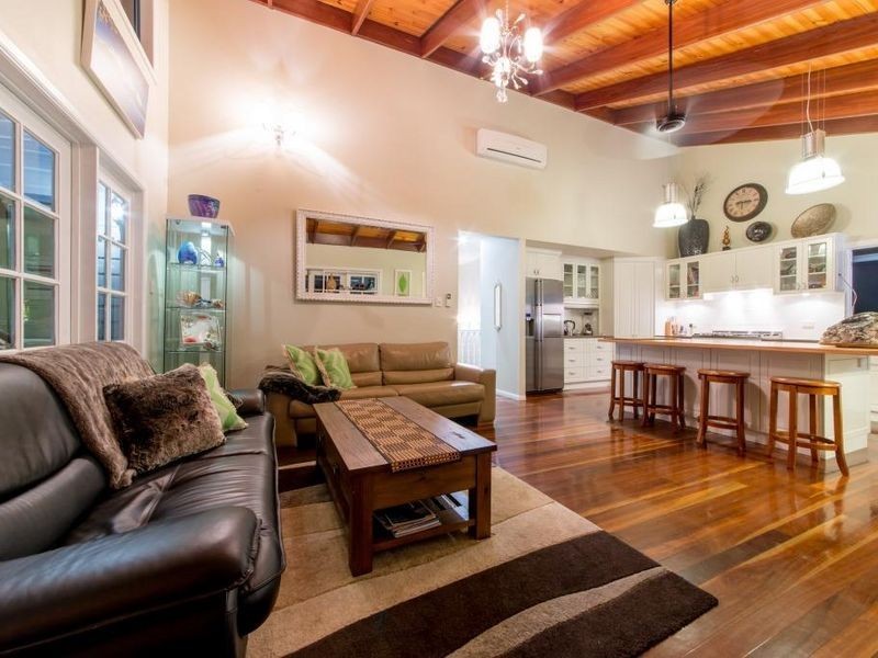 59 Eshelby Drive, Cannonvale QLD 4802