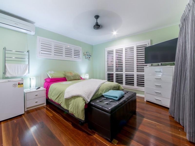 59 Eshelby Drive, Cannonvale QLD 4802