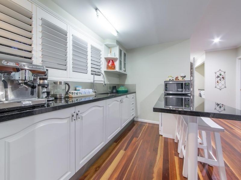 59 Eshelby Drive, Cannonvale QLD 4802
