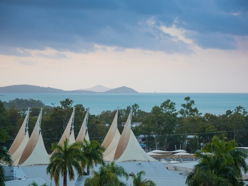 Unit 112/2 Eshelby Drive, Cannonvale QLD 4802