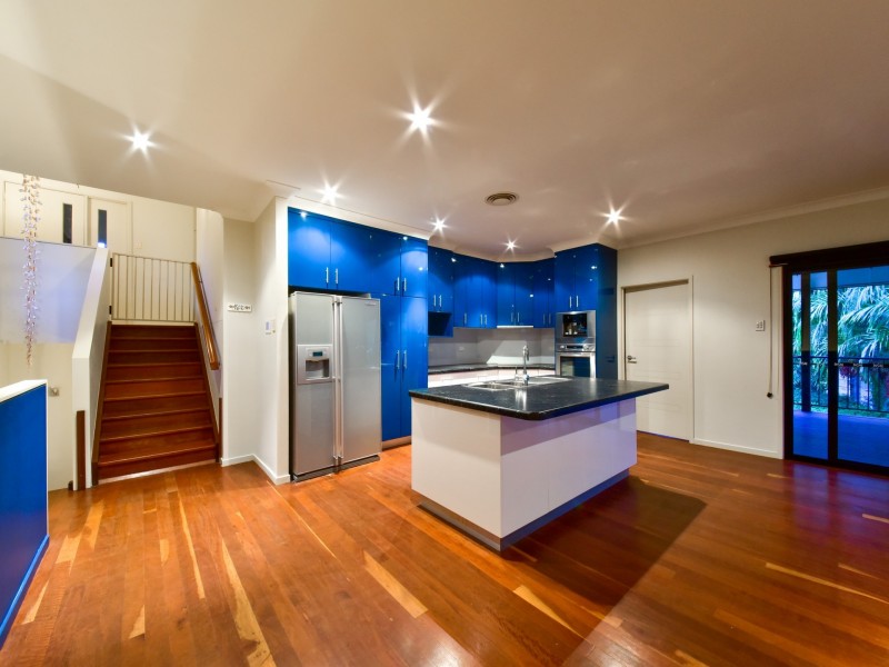 7 Golf Views Court, Cannonvale QLD 4802