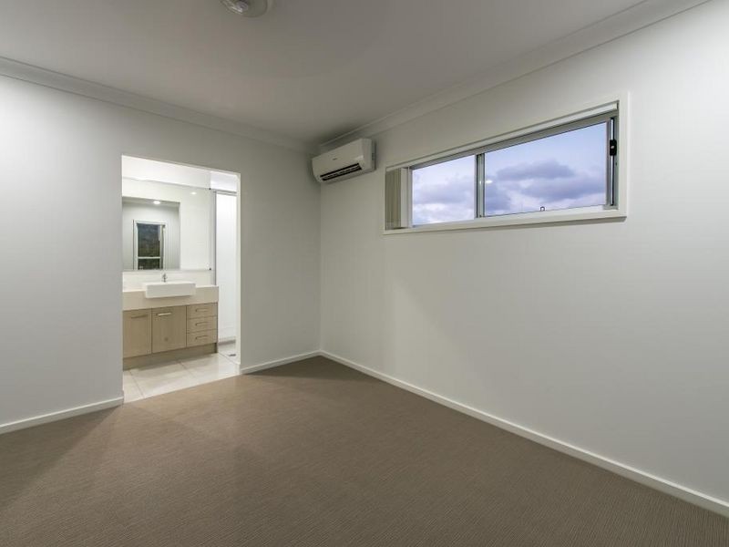 15 Spyglass Road, Cannonvale QLD 4802