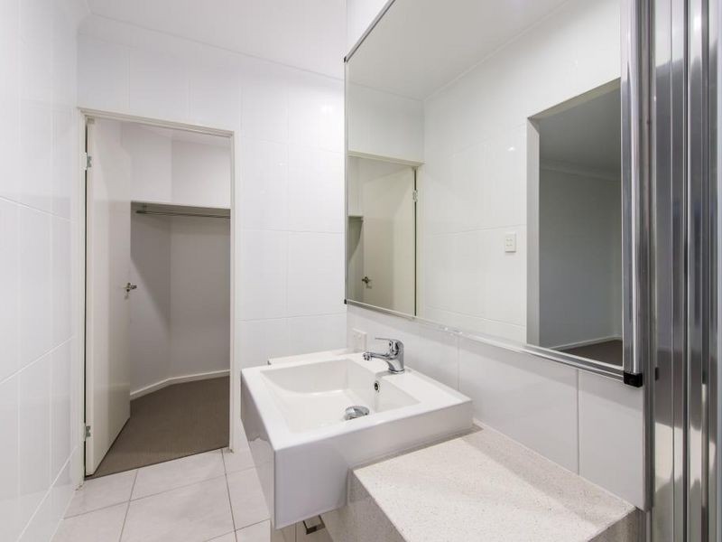 15 Spyglass Road, Cannonvale QLD 4802