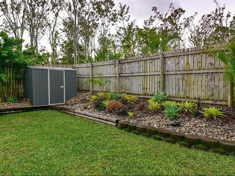 Unit 2/24 Links Drive, Cannonvale QLD 4802