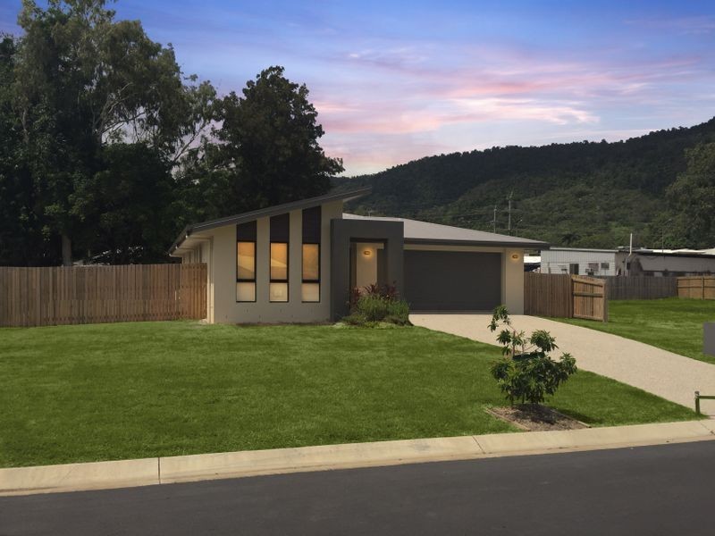 75 Macarthur Drive, Cannonvale QLD 4802