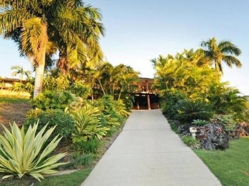 35 Jones Road, Cannonvale QLD 4802