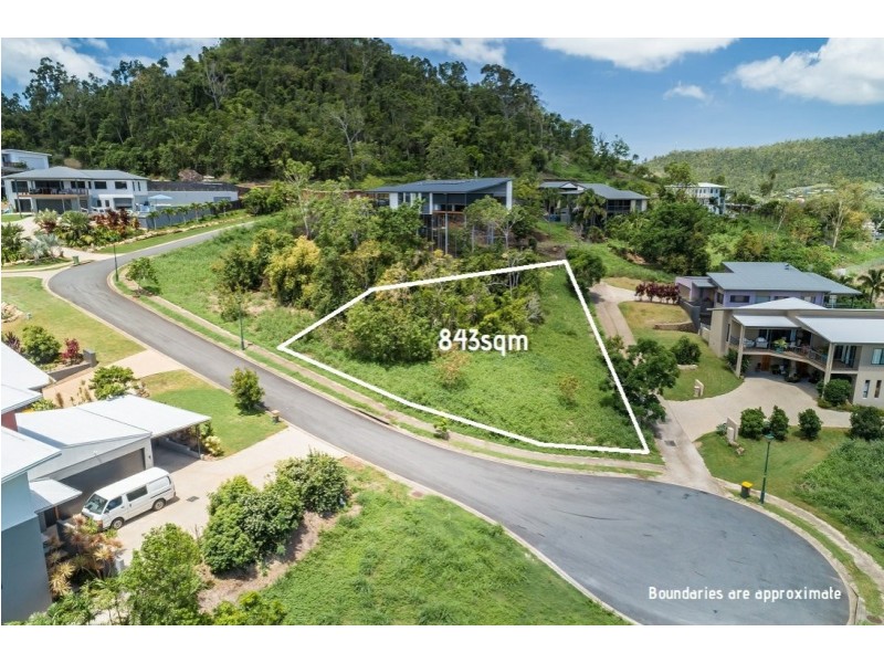 33 Beth Court, Cannonvale QLD 4802