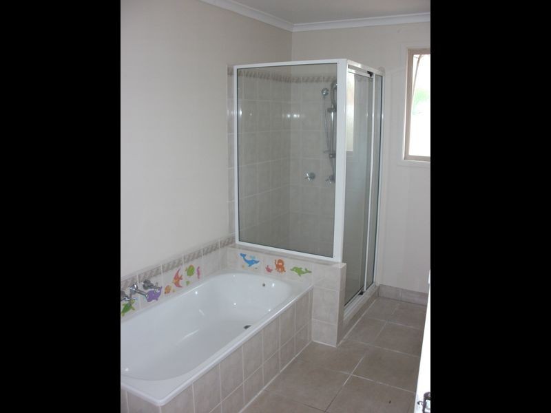 17 South Molle Boulevard, Cannonvale QLD 4802