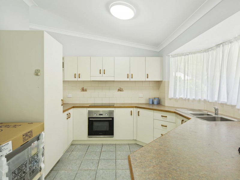 16 Catherine Crescent, Jubilee Pocket QLD 4802