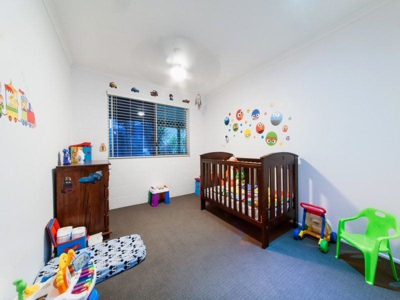 6 Grace Avenue, Cannonvale QLD 4802