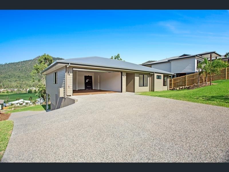 3 Scarlet Gum Crescent, Cannonvale QLD 4802