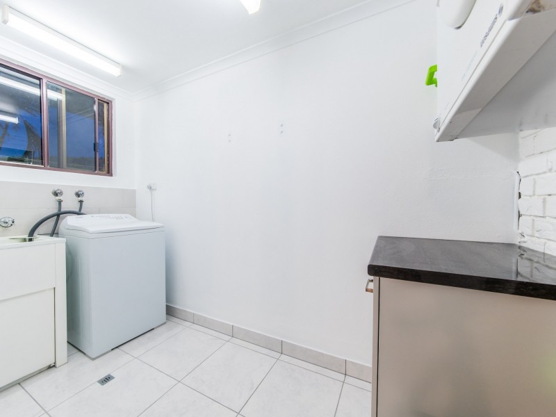 1/5 Pleasant Drive, Cannonvale QLD 4802