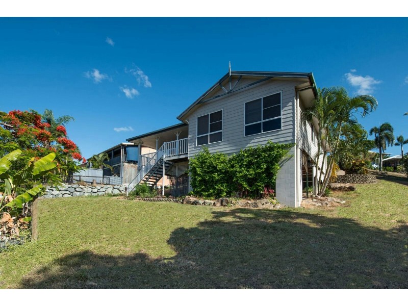 16 South Molle Boulevard, Cannonvale QLD 4802