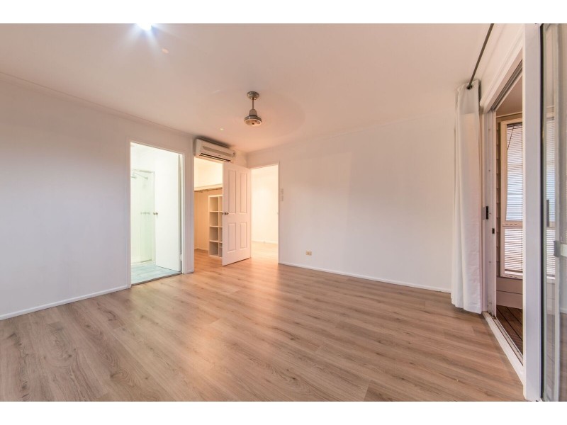 16 South Molle Boulevard, Cannonvale QLD 4802