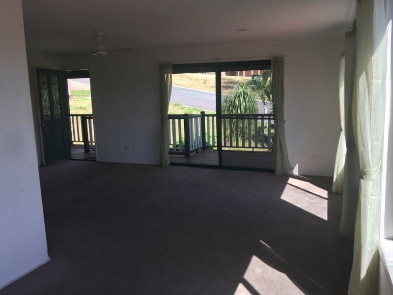 21 Island Drive, Cannonvale QLD 4802