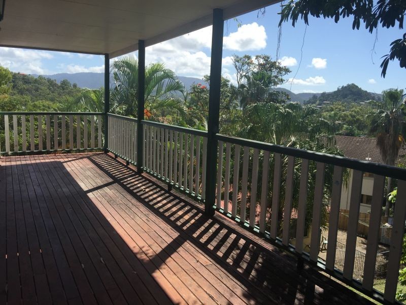 21 Island Drive, Cannonvale QLD 4802