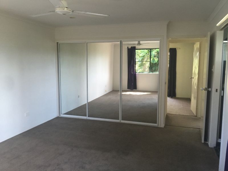 21 Island Drive, Cannonvale QLD 4802