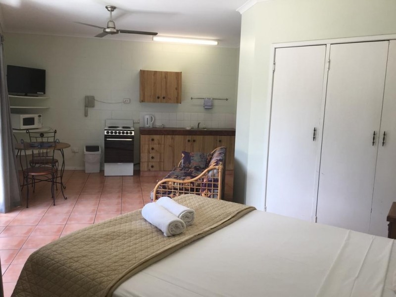 15/48 Coral Esplanade, Cannonvale QLD 4802