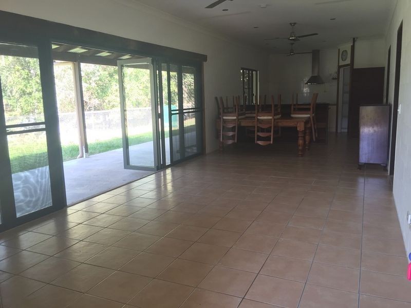 362 Paluma Road, Cannonvale QLD 4802