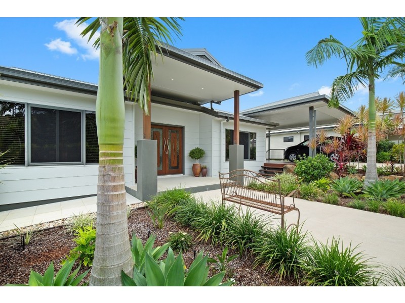 5 Scarlet Gum Crescent, Cannonvale QLD 4802