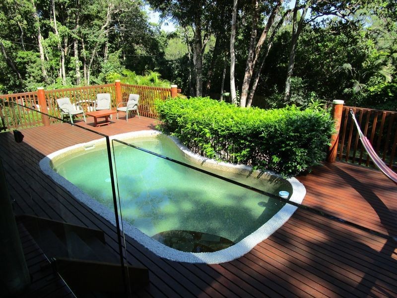 72 Hibiscus Road, Cannonvale QLD 4802