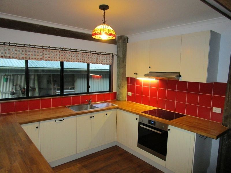 72 Hibiscus Road, Cannonvale QLD 4802