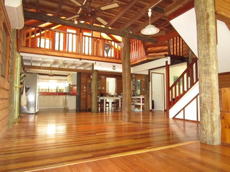 72 Hibiscus Road, Cannonvale QLD 4802